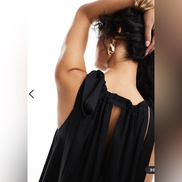 & Other Stories Tiered Hem Maxi Dress with Gathered Tie Neck and Keyhole Back - Picture 2 of 11